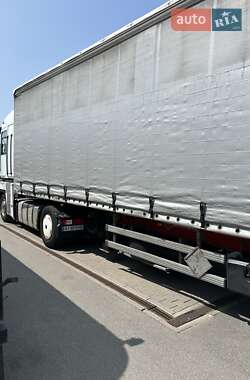 Тягач Renault Magnum 2011 в 