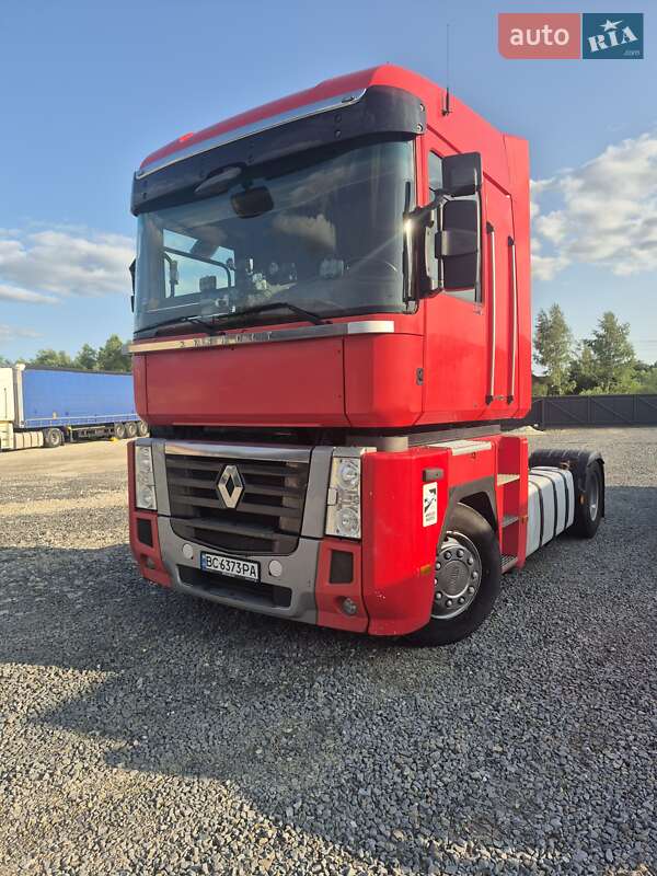 Renault Magnum 2012