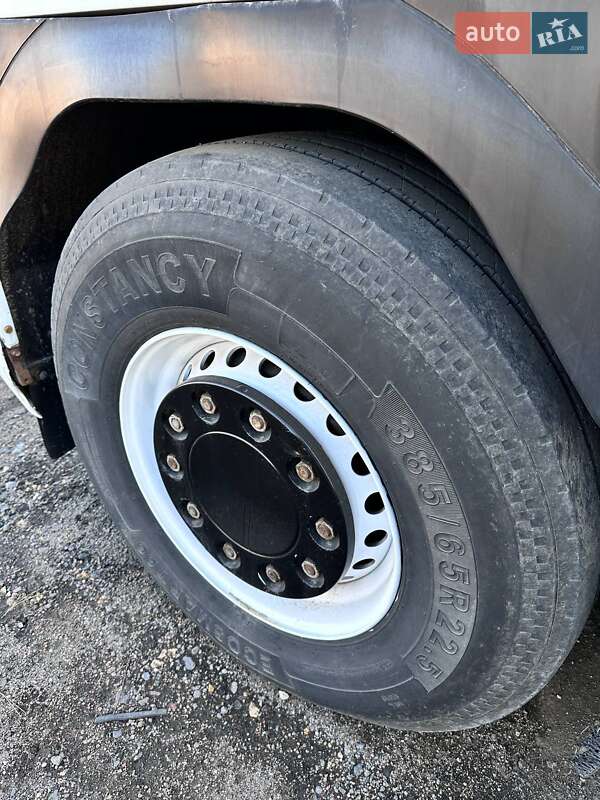 Контейнеровоз Renault Magnum 2004 в Березовке