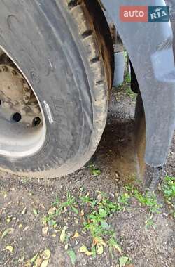 Тягач Renault Magnum 2009 в 
