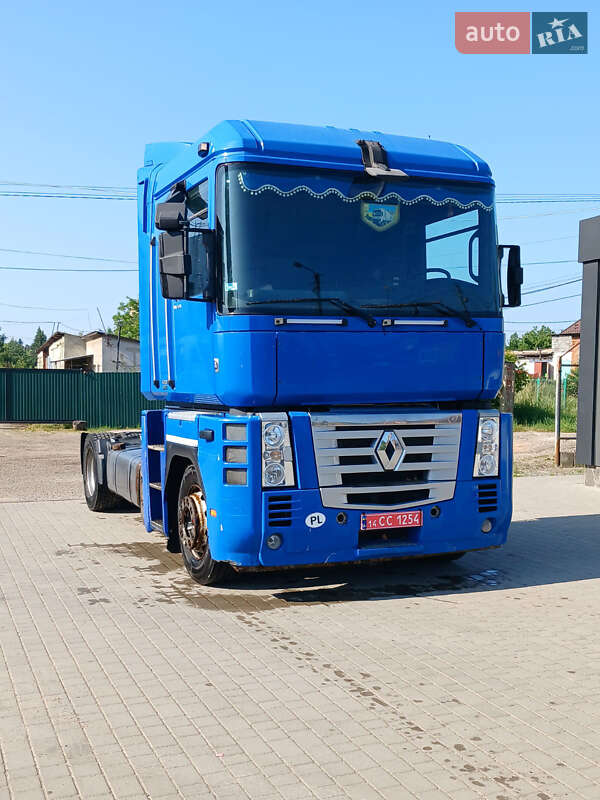 Тягач Renault Magnum 2007 в Львове