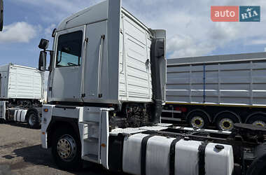 Тягач Renault Magnum 2010 в 