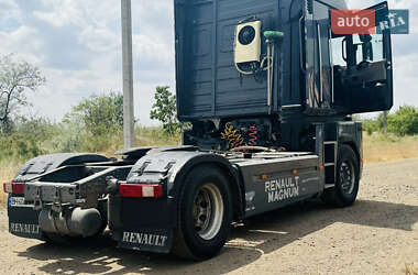 Тягач Renault Magnum 2010 в 