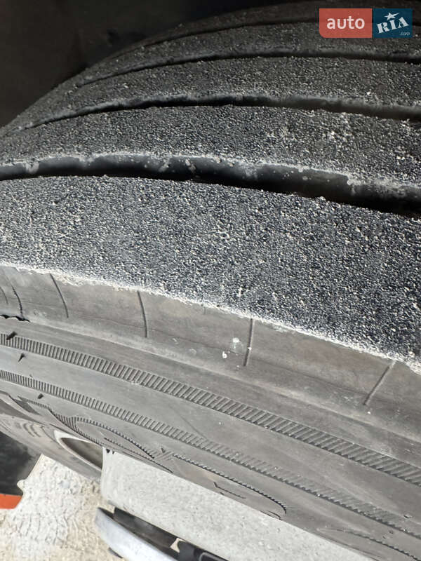 Тягач Renault Magnum 2008 в Золочеве