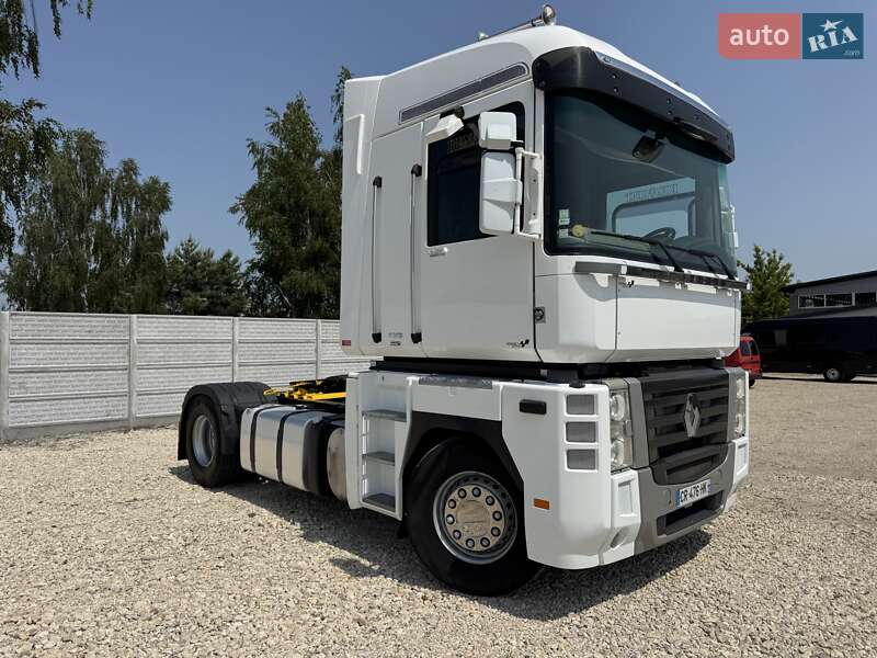 Тягач Renault Magnum 2010 в Рівному
