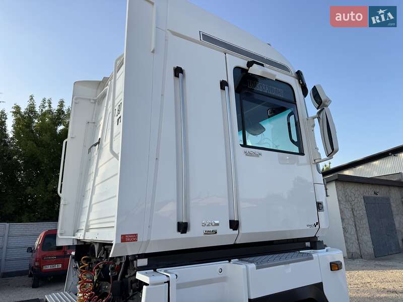 Тягач Renault Magnum 2010 в Рівному