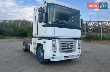 Тягач Renault Magnum 2000 в Тетиеве