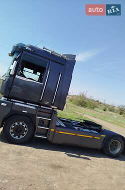 Контейнеровоз Renault Magnum 2007 в 