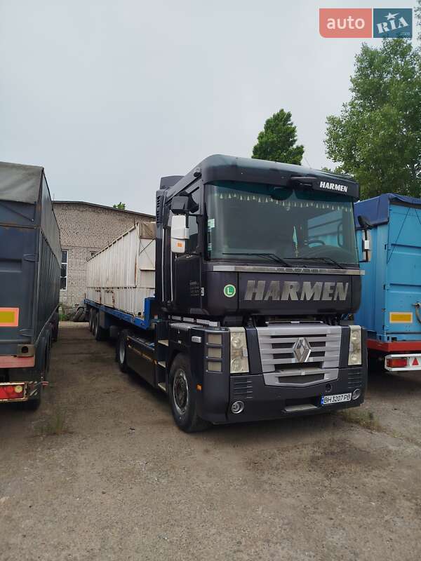 Контейнеровоз Renault Magnum 2007 в Єланці