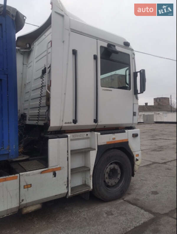 Тягач Renault Magnum 2002 в Николаеве