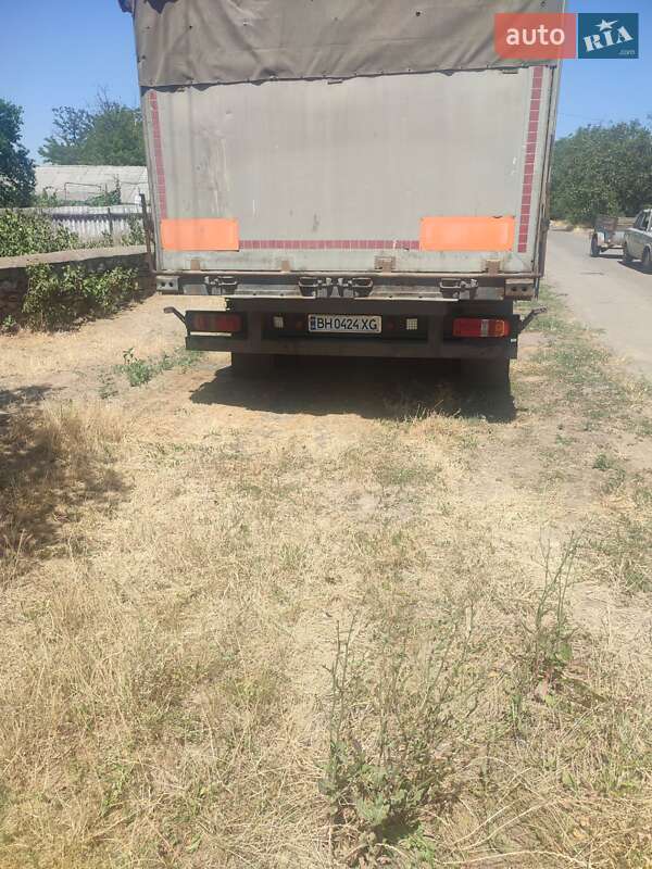 Тягач Renault Magnum 2000 в Овидиополе