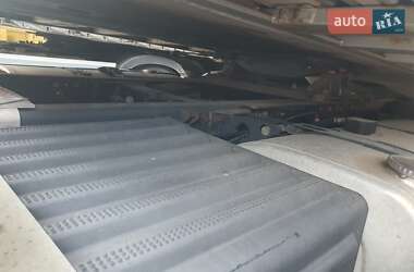 Тягач Renault Magnum 2012 в 