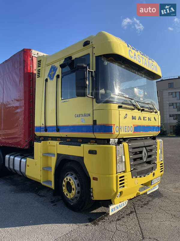 Тентованый Renault Magnum 2003 в Харькове