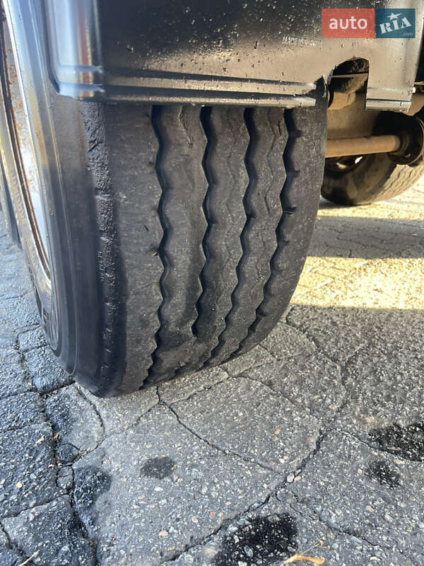 Тентованый Renault Magnum 2003 в Харькове