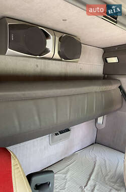 Тягач Renault Magnum 2006 в 