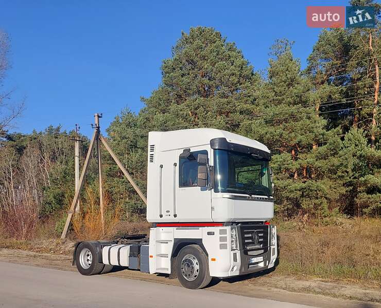 Тягач Renault Magnum 2011 в Луцке