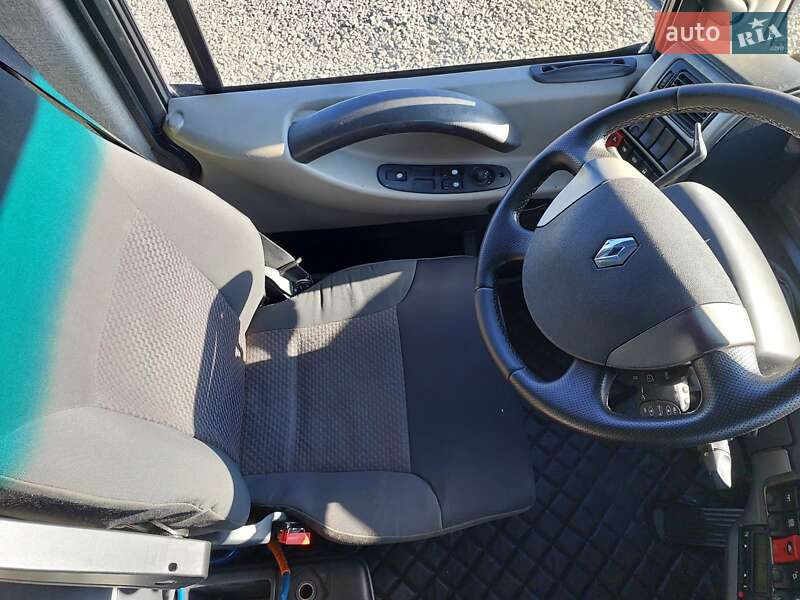 Тягач Renault Magnum 2011 в Луцке