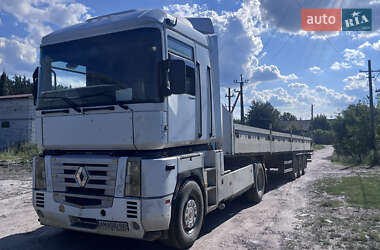 Тягач Renault Magnum 2004 в Коростышеве