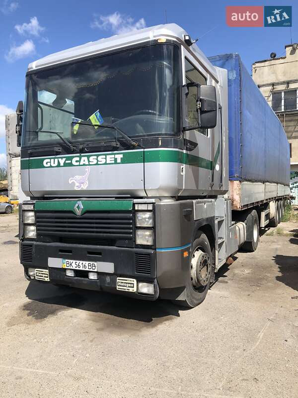 Renault Magnum 1999