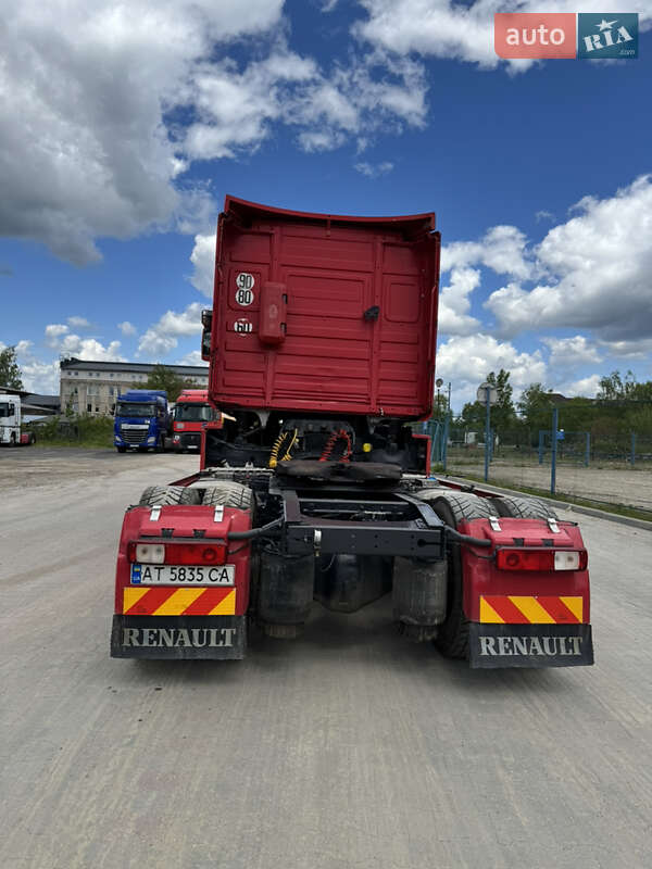 Тягач Renault Magnum 2008 в Долине