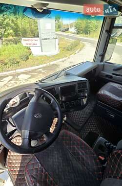Тягач Renault Magnum 2013 в 
