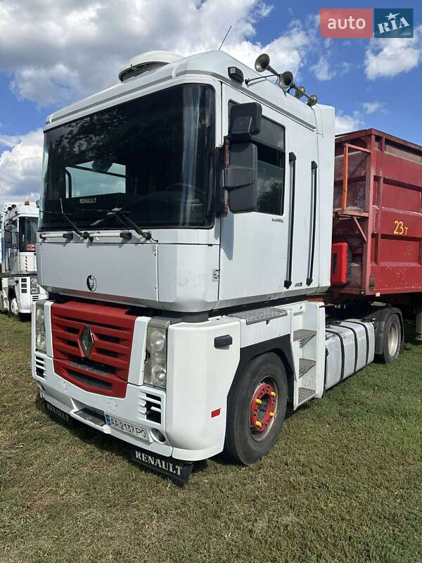 Зерновоз Renault Magnum 2006 в 
