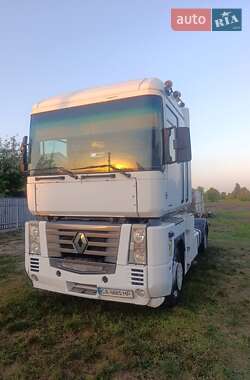 Тягач Renault Magnum 2004 в 