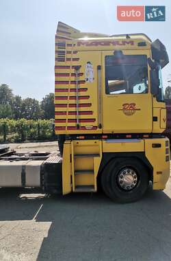 Тягач Renault Magnum 2008 в 