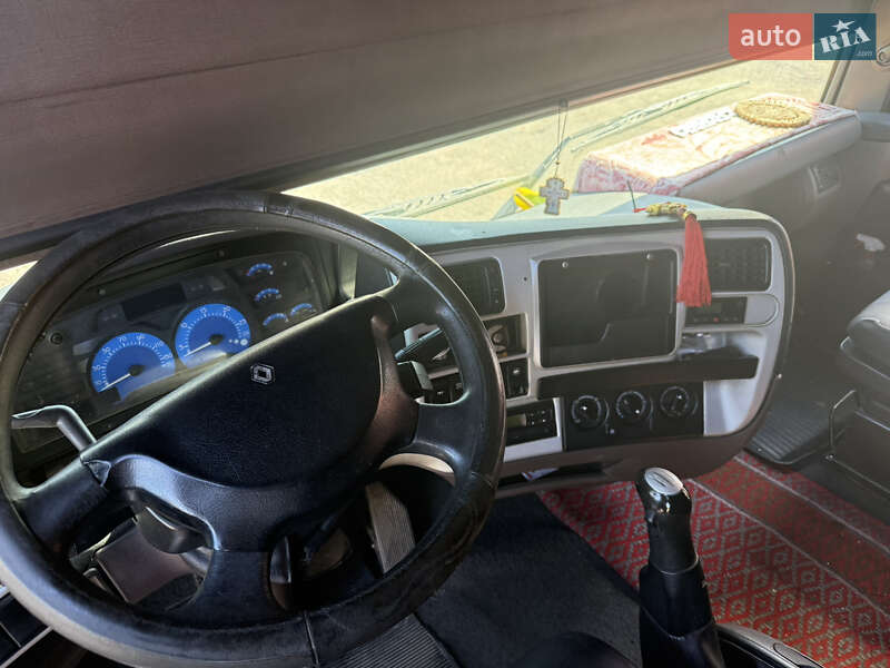 Тентований Renault Magnum 2005 в Гайсину