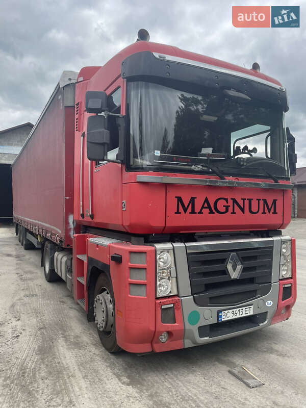 Тягач Renault Magnum 2010 в 