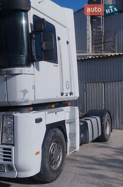 Тягач Renault Magnum 2009 в 