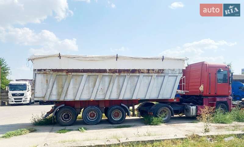 Renault Magnum 2004