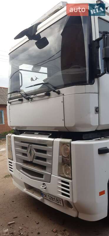 Тягач Renault Magnum 2008 в 