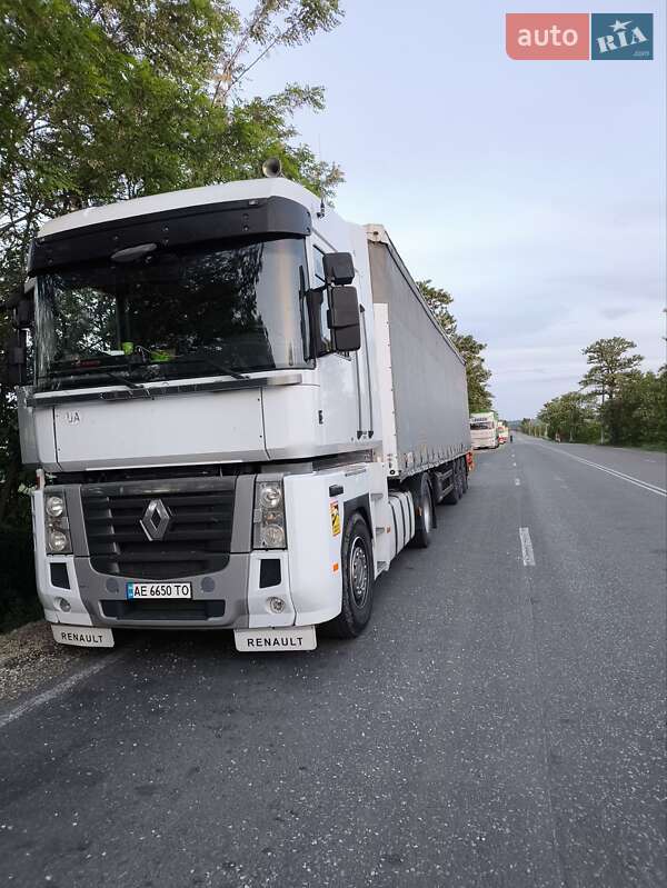Тягач Renault Magnum 2010 в Вінниці