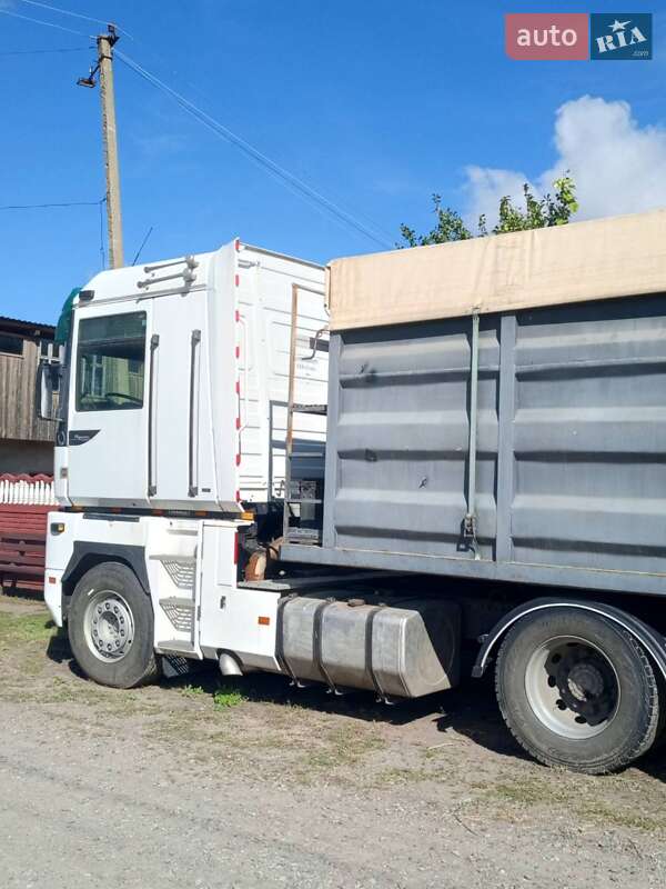 Тягач Renault Magnum 1999 в Бобровице