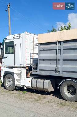 Тягач Renault Magnum 1999 в 