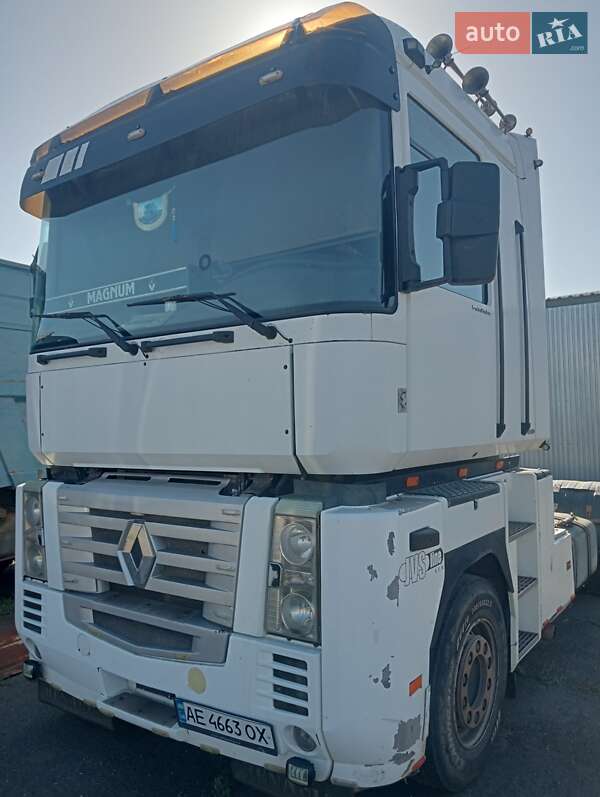 Тягач Renault Magnum 2005 в Кривом Роге