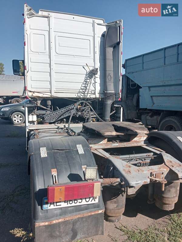 Тягач Renault Magnum 2005 в Кривом Роге