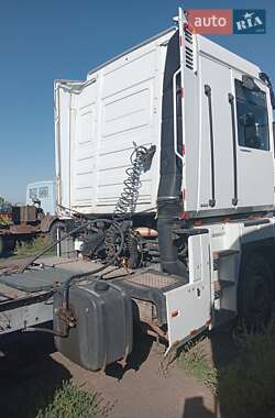 Тягач Renault Magnum 2005 в 