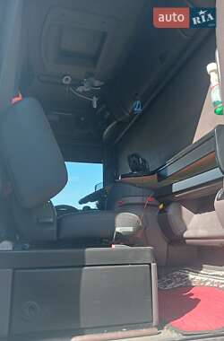 Тягач Renault Magnum 2005 в 