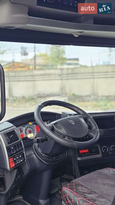 Тягач Renault Magnum 2013 в Каменском