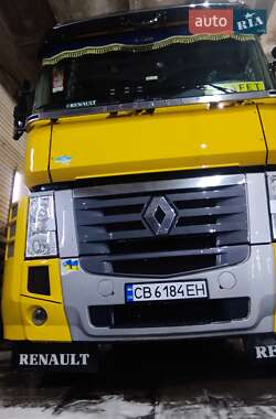 Тягач Renault Magnum 2011 в 