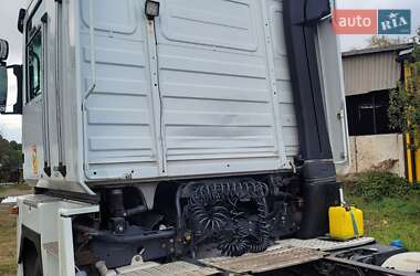 Тягач Renault Magnum 2012 в 