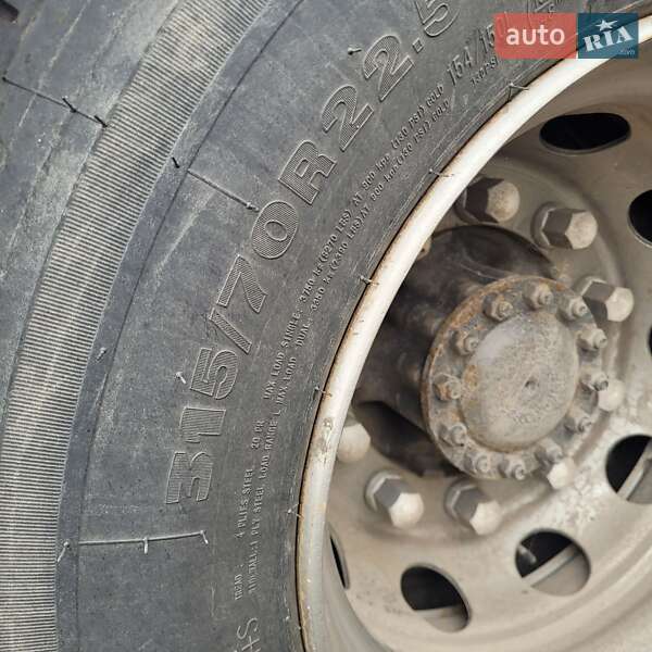 Тягач Renault Magnum 2012 в Изяславе