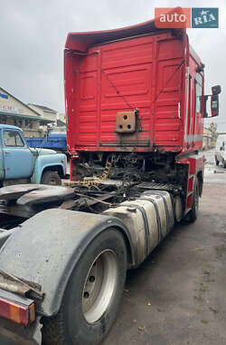 Тягач Renault Magnum 2005 в 