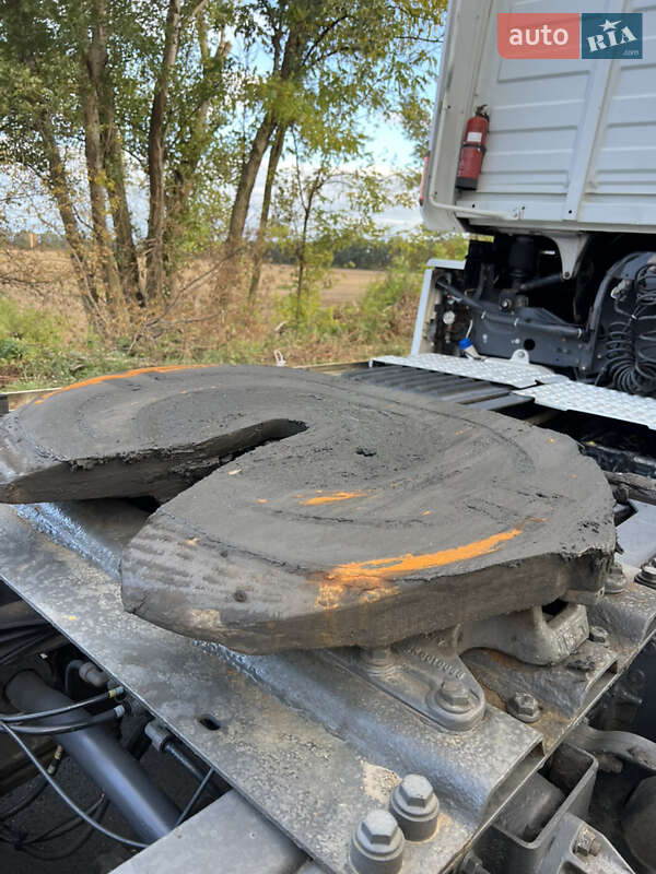 Тягач Renault Magnum 2008 в Черкасах