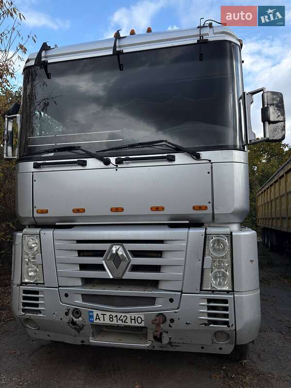 Renault Magnum 2002