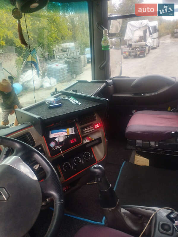 Тягач Renault Magnum 2008 в Кременчуці