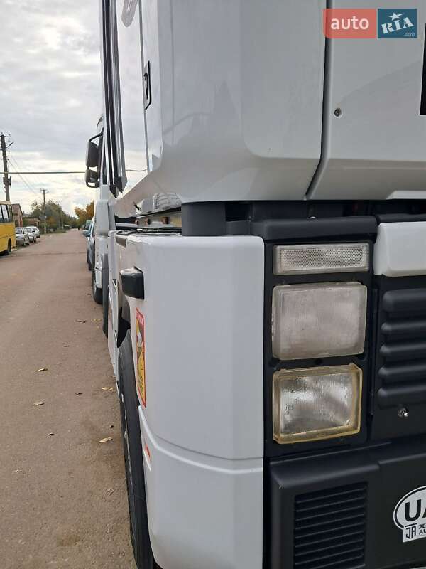 Тягач Renault Magnum 2000 в Одессе