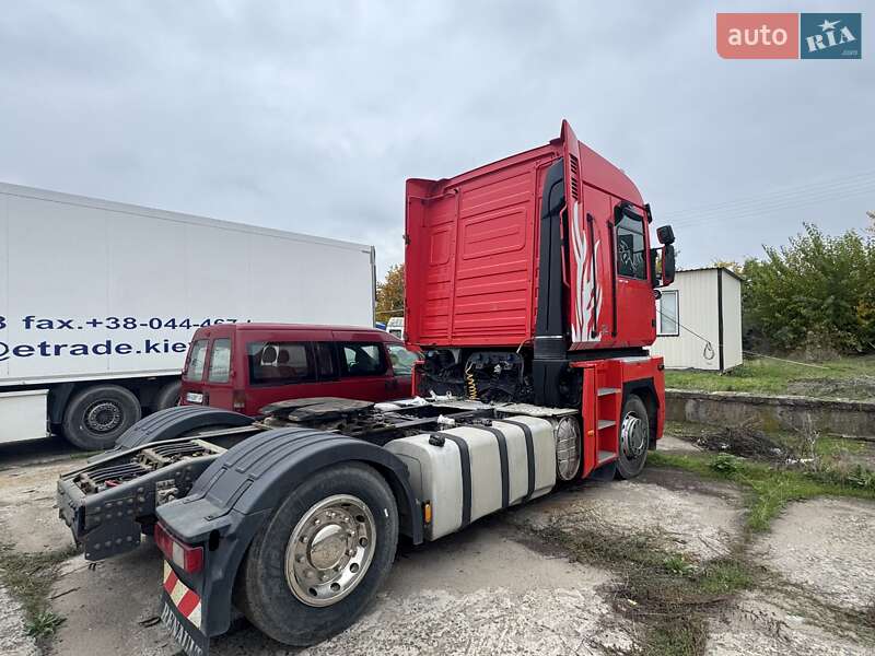 Тягач Renault Magnum 2011 в Одесі